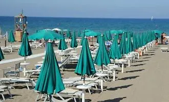 Nuova ordinanza del Comune di Palermo sul divieto di balneazione a Mondello
