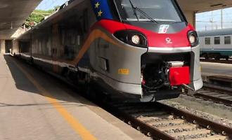 Tragedia sui binari a Mazara del Vallo: 17enne travolto da un treno mentre lavorava con le cuffie