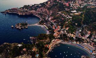 La guerra lascia Catania senza voli verso l'Oriente, prima disdette negli hotel di Taormina