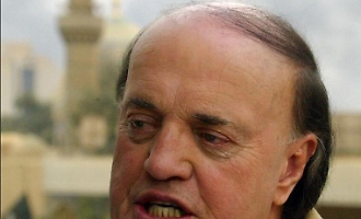 Addio a Peter Arnett, il reporter da Premio Pulitzer che raccont&ograve; le guerre del Novecento