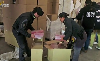 Maxi-sequestro di tabacco contraffatto tra Milano e Pavia: lavoravano persone dell'Ucraina e della Moldavia
