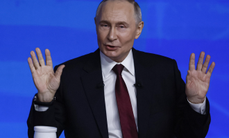 La "confessione" di Putin: "Sono innamorato". Ma di chi?