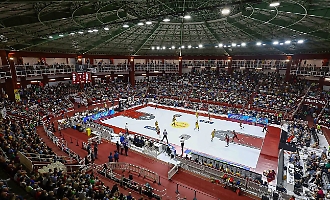 Basket, tutta la serie A risponde a Trapani: &laquo;Il presidente della Lega lavora per tutti&raquo;. E Shark replica: &laquo;Non vi permettete&raquo;