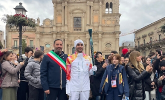 Il Viaggio della Fiamma Olimpica ha fatto tappa stamattina tappa ad Acireale con tedoforo d'eccezione il campione olimpico Daniele Garozzo