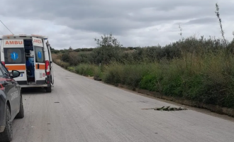 Perde il controllo dell'auto e finisce in un fossato sulla Santa Margherita - Menfi: muore una donna di 55 anni
