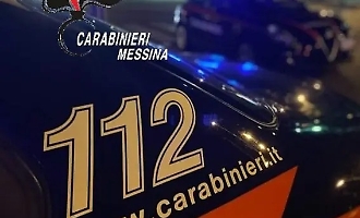 Ferisce il marito col coltello nella notte di Natale, 49enne arrestata per tentato omicidio
