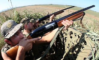 Catania, litiga col cacciatore che gli spara: altro che funghi, &laquo;va risarcito&raquo;