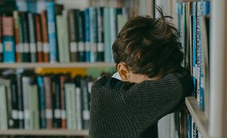 I giudici tolgono il figlio alla donna che fu l'amante di Matteo Messina Denaro: &laquo;In quella famiglia ambiente criminogeno&raquo;