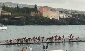 San Silvestro a mare con la pioggia per il magico poker del catanese Riccardo Torrisi