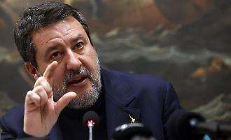 Cavi tranciati in stazione a Bologna, Salvini:&laquo;Qualcuno vuole del male all'Italia&raquo;