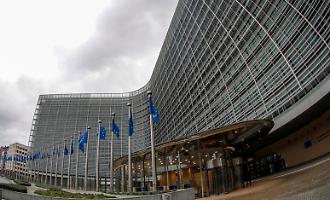 In palio 1.490 posti per lavorare nell'Ue e con stipendi fino a 6 mila euro al mese: cosa fare per partecipare