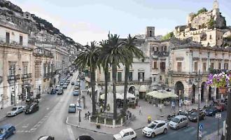 Centro storico a Modica, l'allarme diventa rosso