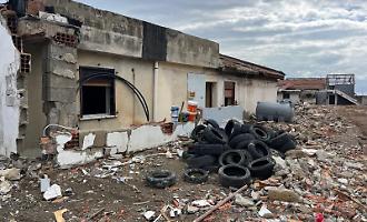 Ristrutturazioni immediate, demolizioni e 60 alloggi green per le famiglie delle baraccopoli