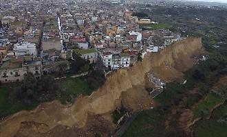 Niscemi, dal 1997 ai giorni nostri la "ricetta" di Tuccio D'Urso: &laquo;Si realizzi un intero quartiere&raquo;