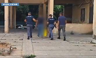 Blitz della polizia allo Zen 2 con ruspe ed esercito, arrestato un incensurato. Trovati hashish e una pistola clandestina