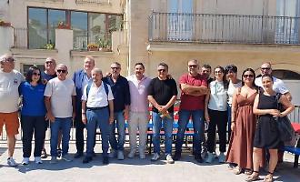 Scicli, inaugurate le panchine della solidariet&agrave;