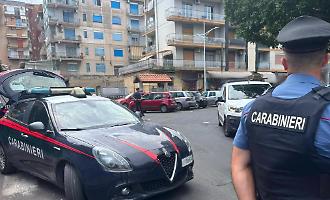 Il quartiere San Cristoforo di Catania passato al setaccio: 86 agenti, arresti, sequestri di droga e 200 persone identificate