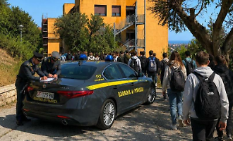 Agrigento, evasione nella scuola privata: 131 docenti in nero, la Finanza scopre il giro da 435 mila euro