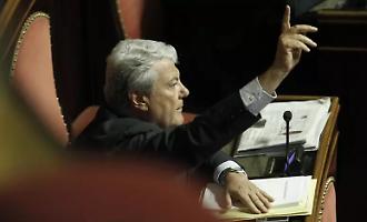 Alberto Tedesco, l&rsquo;ultima uscita di scena di un protagonista scomodo della politica pugliese