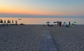 Lo "sceriffo" De Luca in ronda: Taormina senza fal&ograve; all'alba di Ferragosto e il sindaco depone il distintivo