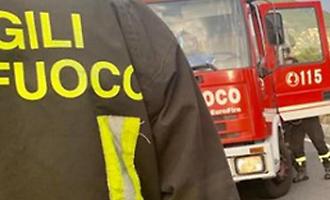 Coppia festeggia anniversario a Gela, nel frattempo un incendio distrugge la loro casa in Lombardia