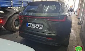 Supercar clonate e pronte per il mercato nero: sventato maxi traffico di lusso al porto di Palermo