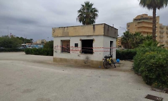 Trapani: &egrave; morto per un malore il clochard &rdquo;dimenticato&rdquo; nel locale in disuso