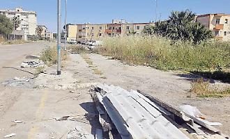 "Progetto quartieri", falsa partenza a Palermo: stop al diserbo e polemiche. L'opposizione: &laquo;Dal Comune solo uno spot elettorale&raquo;