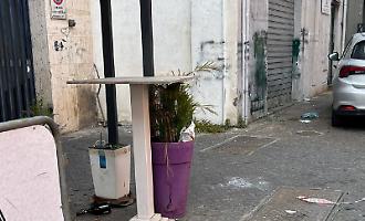 La rissa e gli spari: il panico fuori dal locale e il proiettile colpisce alla gamba 27enne