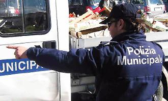 Straordinari "eccessivi" alla Polizia municipale, il comune anticipa 264mila euro ma resta il nodo restituzioni dagli agenti