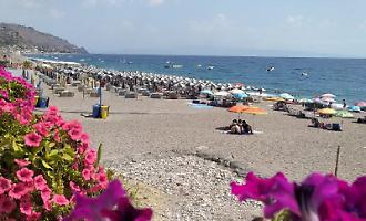Taormina, analisi nel mare di Mazzeo: &egrave; arrivato l&rsquo;ok dell&rsquo;Arpa