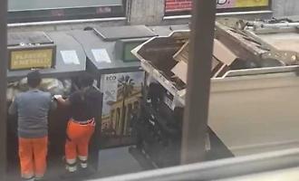 Palermo, differenziata &ldquo;confusa&rdquo;: gli operatori mischiano plastica, carta e metalli