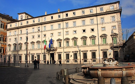 Pensioni e riscatto della laurea, marcia indietro del governo. Perch&eacute; la retroattivit&agrave; avrebbe scatenato una valanga di ricorsi