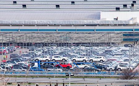 &laquo;Made in Europe&raquo;: Stellantis, Volkswagen e Renault puntano al 70:70 per rilanciare la produzione auto nell'Ue