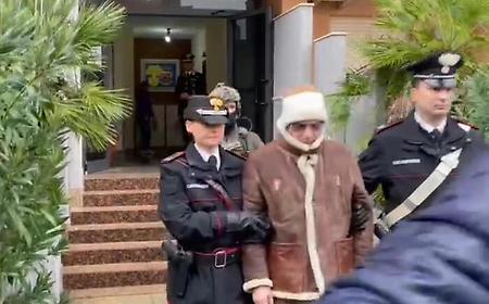 Insegnante, tra ex amanti di Messina Denaro, a processo: prove video e intercettazioni la collegano al boss