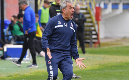 "Grazie Catania". E l'ex tecnico Toscano scrive una lettera di commiato. Con stoccata finale