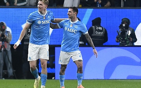 Il Napoli in finale, Neres e Hojlund rispediscono a casa il Milan