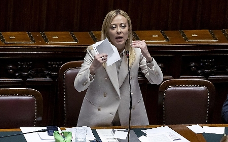 Manovra: resta la stretta sulle pensioni, salta il condono edilizio e c'&egrave; l'ipotesi dell'Anas fuori dalle Fs