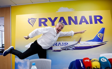 Mega multa da 256 milioni di euro per Ryanair:&laquo;Abuso di posizione dominante&raquo;
