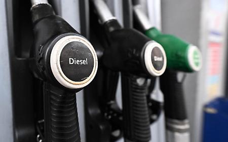 Caro carburanti e taglio delle accise. Le associazioni consumatori: "Bene, ma venti giorni non bastano"