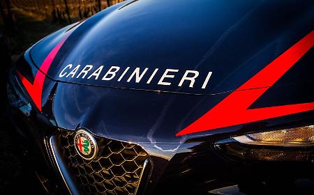 Sedicenne in scooter con un coltello da 25 cm: scatta la denuncia, escalation di armi bianche