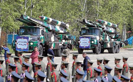 Giallo sull'arsenale iraniano: per la Casa Bianca &egrave; quasi distrutto, per gli 007 per niente