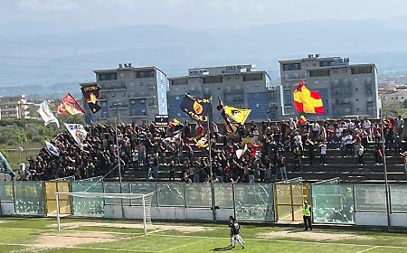 Il Messina strappa un punto a Lamezia e resta in corsa per la salvezza