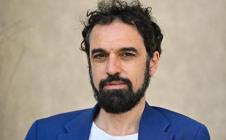 "Fatti i c***i tuoi o stai attento": Giarrusso nel mirino degli hater per il caso Cuffaro (ma Ida prende le distanze)