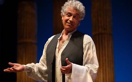 Jannuzzo al Teatro Pirandello: "Fata Morgana" &egrave; l'abbraccio magico di Gianfranco alla sua Agrigento