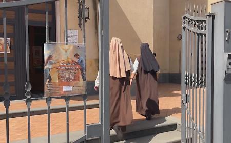 L'ultimo atto d&rsquo;amore di suor Nadir annegata per salvare gli altri, l'arcivescovo di Catania: &laquo;Lascia testimonianza di fede e carit&agrave;&raquo;