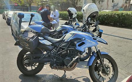 Catania, stretta sul casco: oltre cento motociclisti sanzionati in tre giorni
