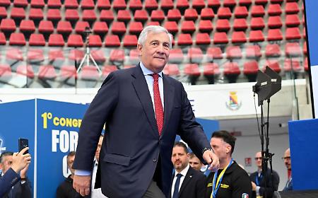Forza Italia tenta la svolta dalla Calabria. Tajani: &laquo;Oggi affermiamo la nostra vitalit&agrave;&raquo;