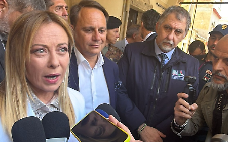 La presidente Giorgia Meloni arriva a Niscemi a 120 giorni dalla frana: &egrave; la terza visita sui luoghi del disastro