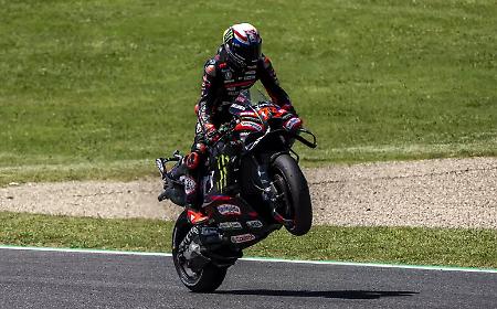 Marco Bezzecchi trionfa al Mugello dalla pole: prima vittoria in casa